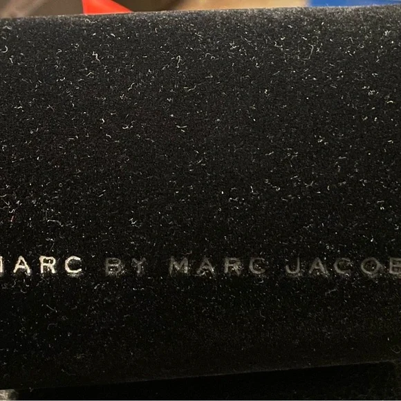 Marc By Marc Jacobs Oversized Tortoiseshell Brown Sunglasses - Picture 6 of 6